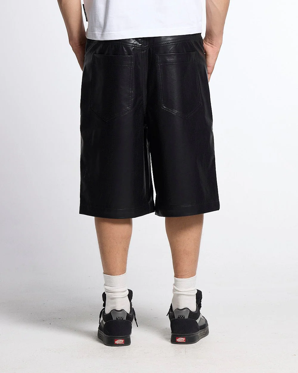 BRAVE SHORTS BLACK - Image 4