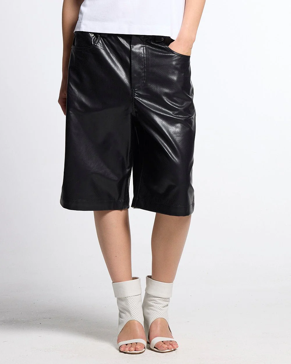 BRAVE SHORTS BLACK - Image 8