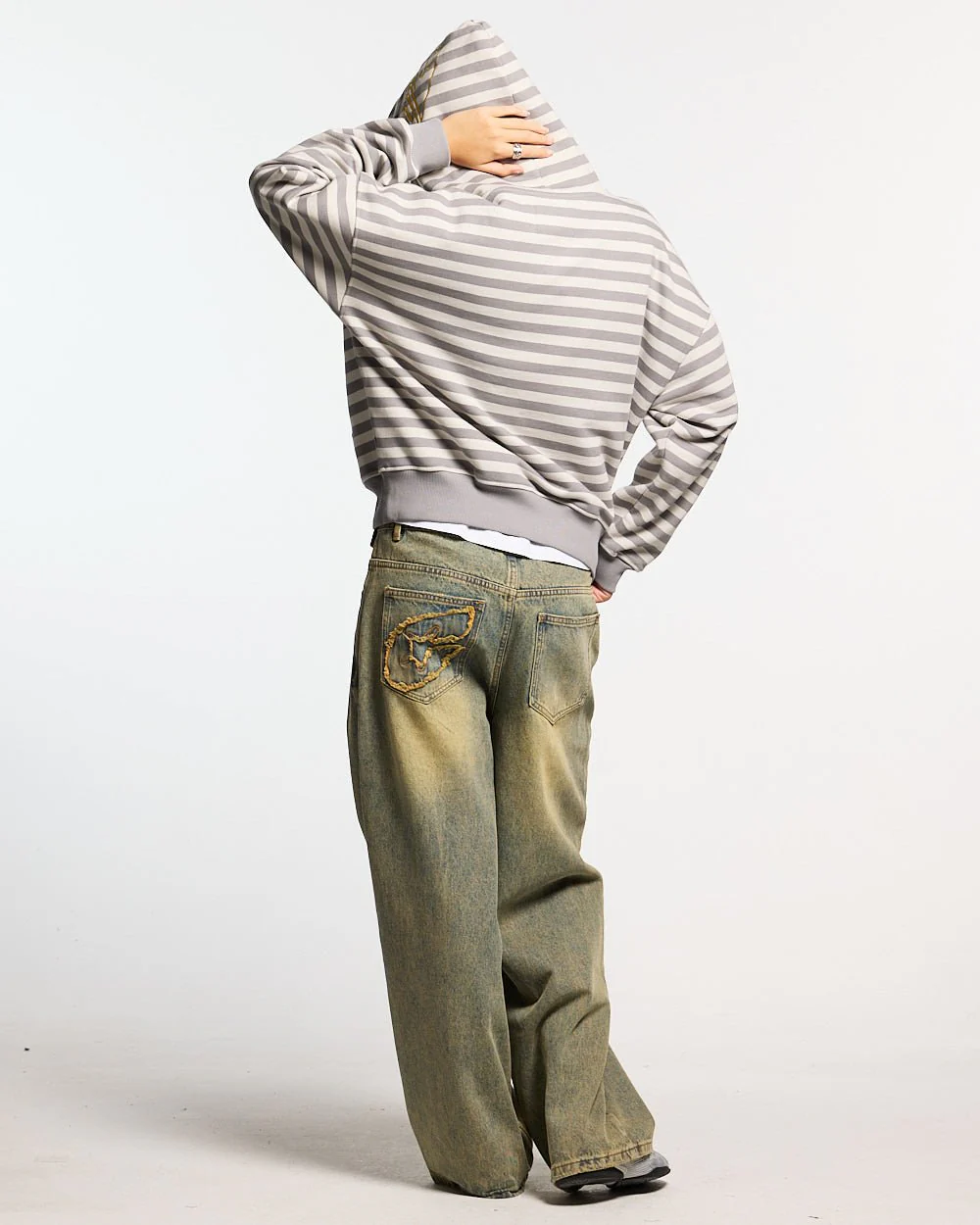 BUMBLE BEE HOODIE DARK GREY - Image 7