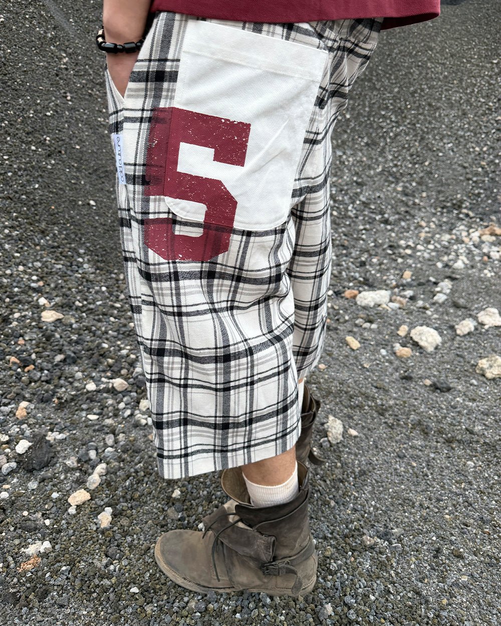 DINING CHECK JORTS BLACK - Image 10