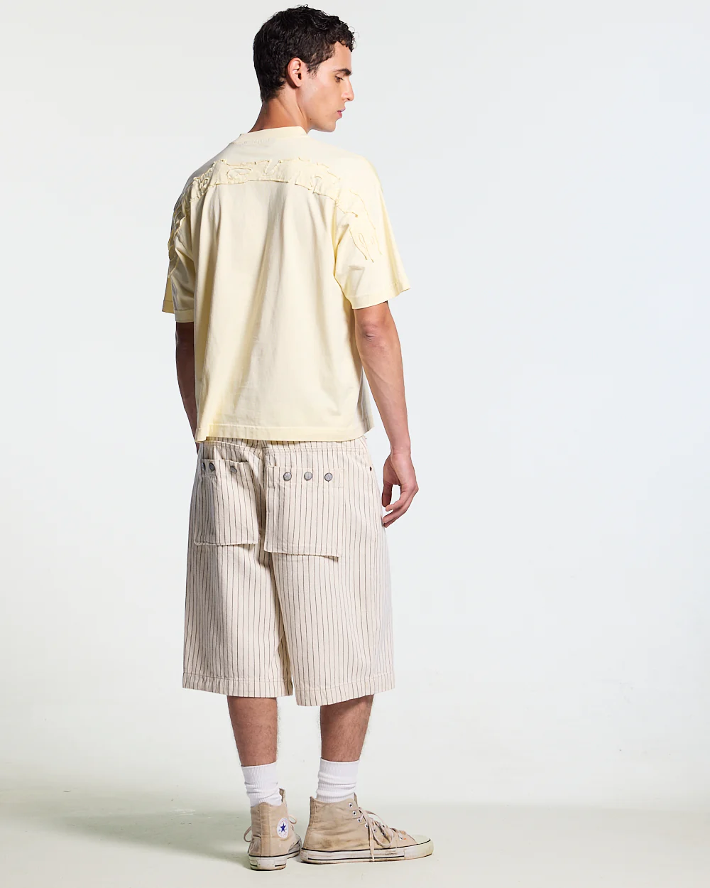 DISTRESS CURVED TEE YELLOW - Image 6