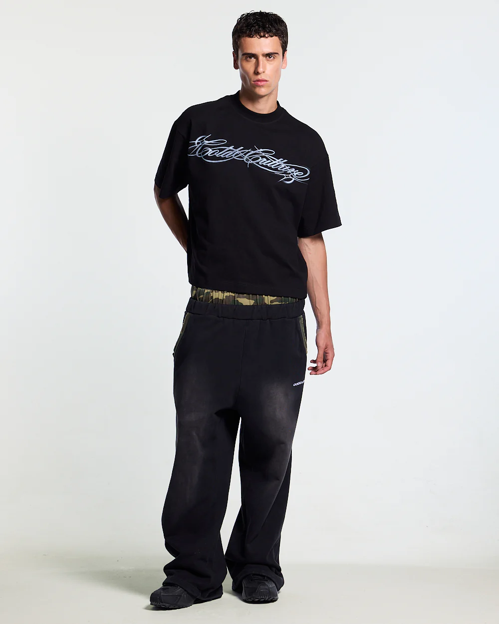 METAL SCRIPT TEE BLACK - Image 5