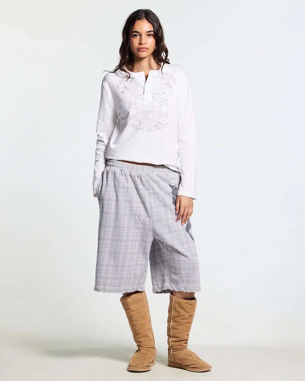 NOVEL SHORT SWEATPANTS GREY - Image 11