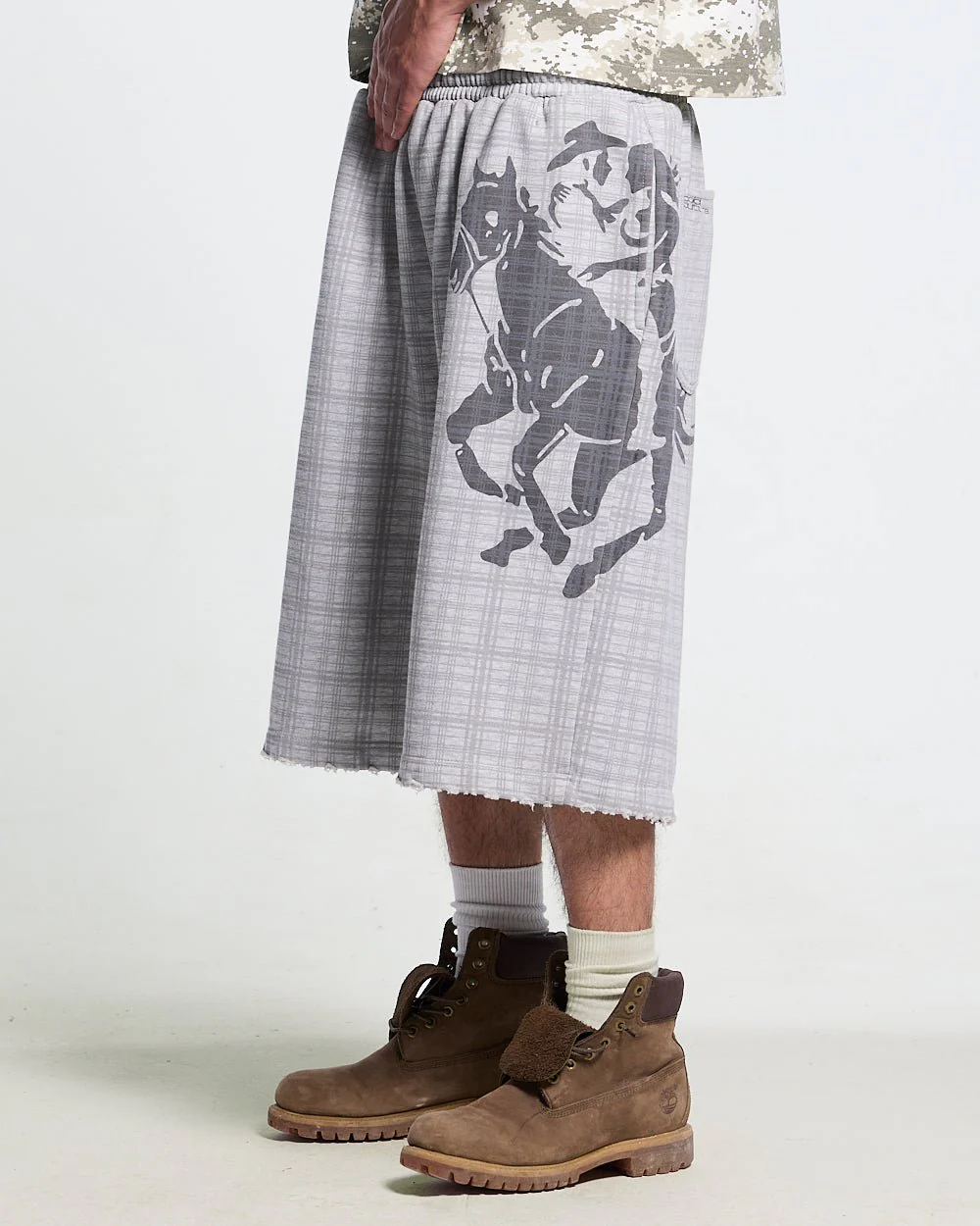 NOVEL SHORT SWEATPANTS GREY - Image 6