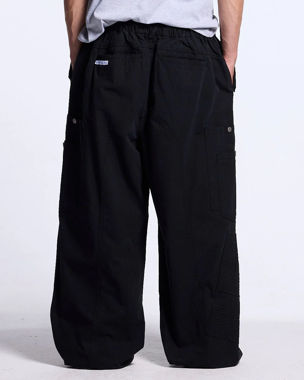 SOLID CARGO PANTS BLACK - Image 3
