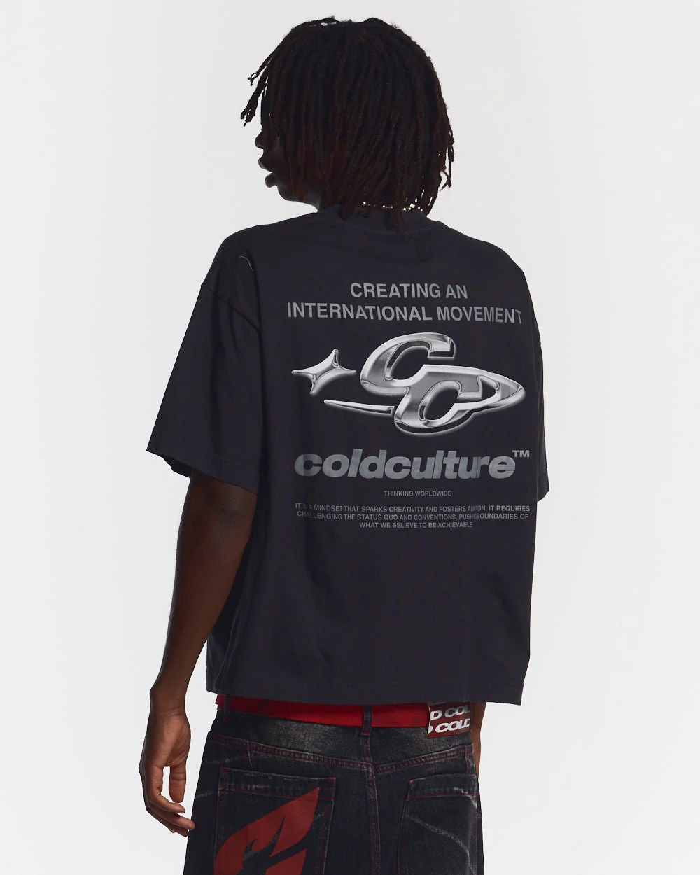 SPARKLY TEE BLACK - Image 2