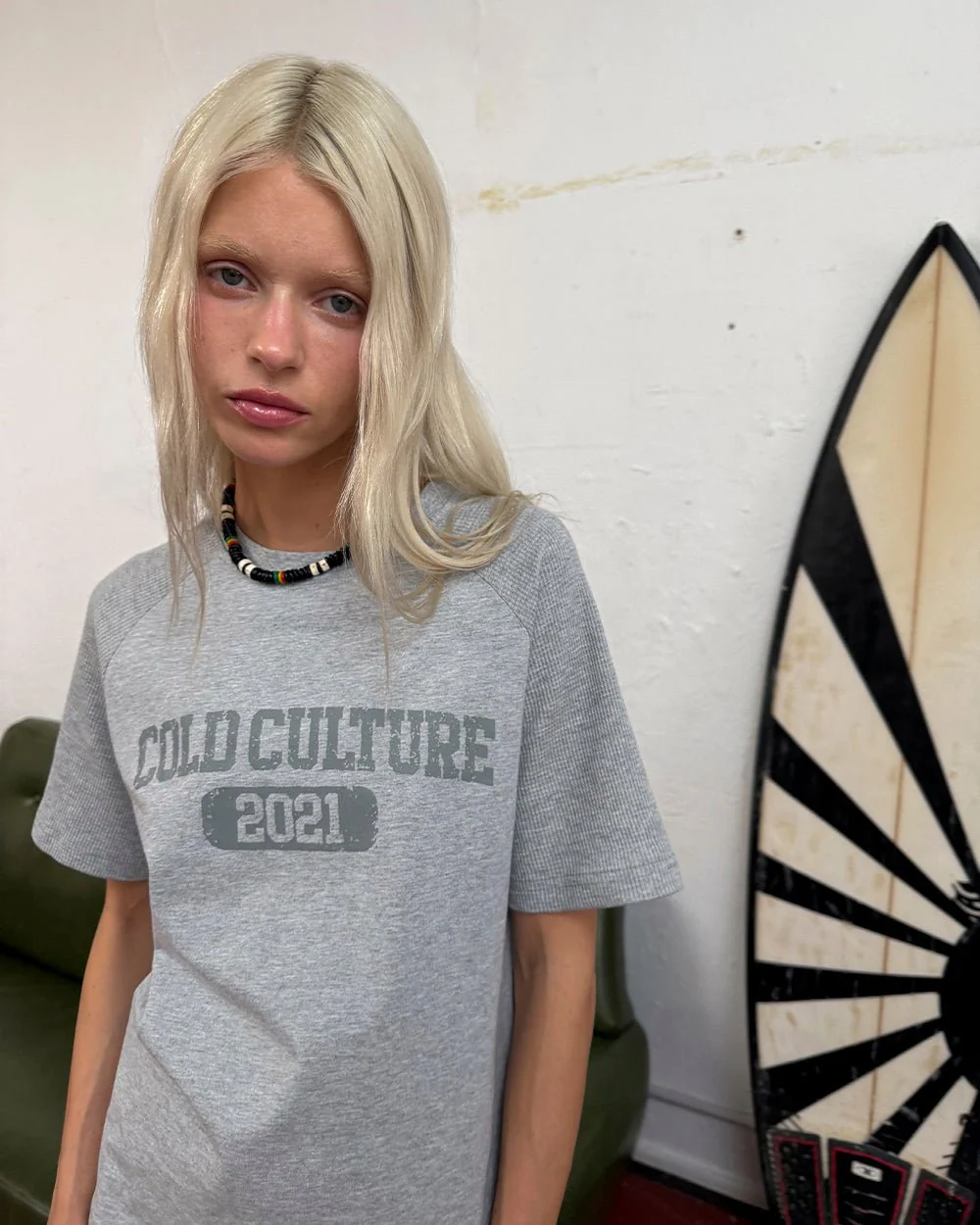 TROPHY TEE HEATHER GREY - Image 7