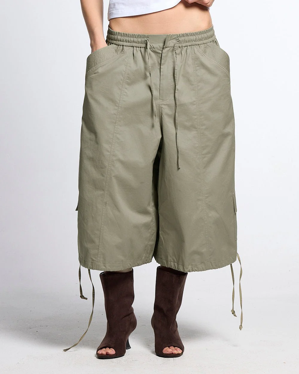 UTILITARY CAPRI PARACHUTE CREAM - Image 7